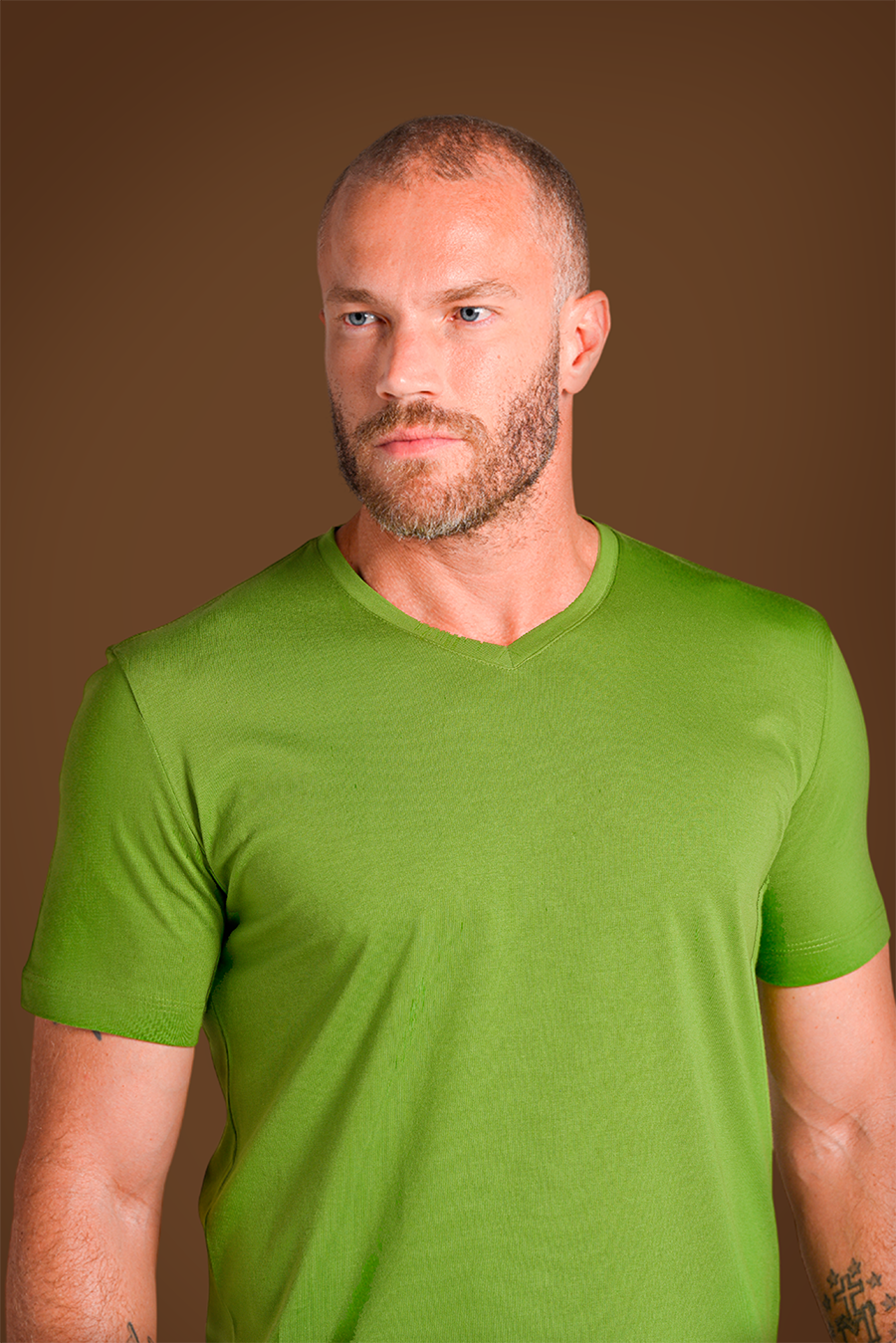 Camiseta Pima Original Gola V Verde Campo