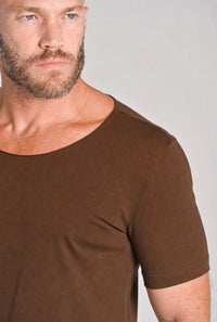 Camiseta Canoe Gola Canoa Algodão Egípcio com Elastano Coffe - Be_cava