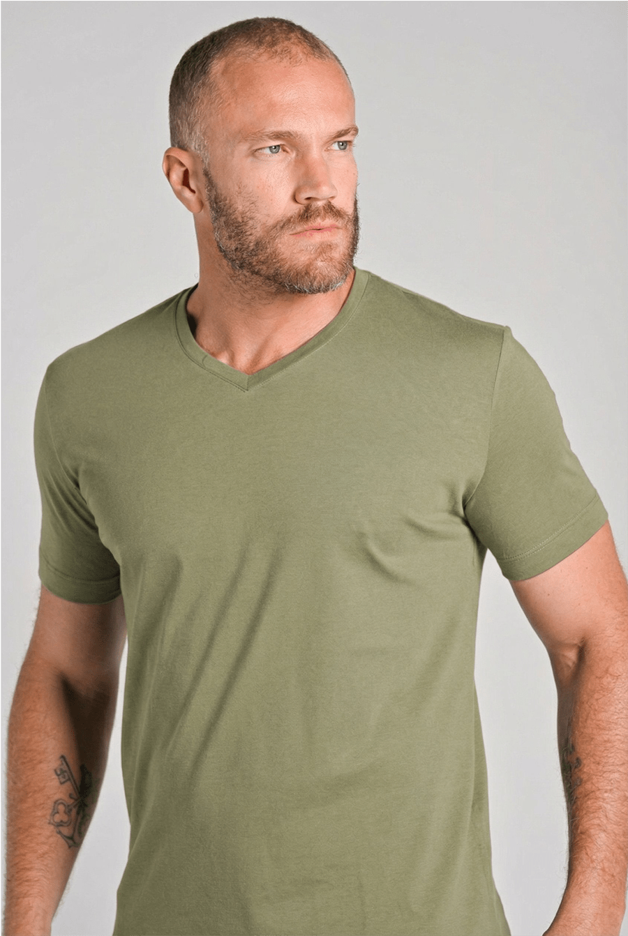 Camiseta Original Gola V Algodão Egípcio com Elastano Dusty Green - Be_cava