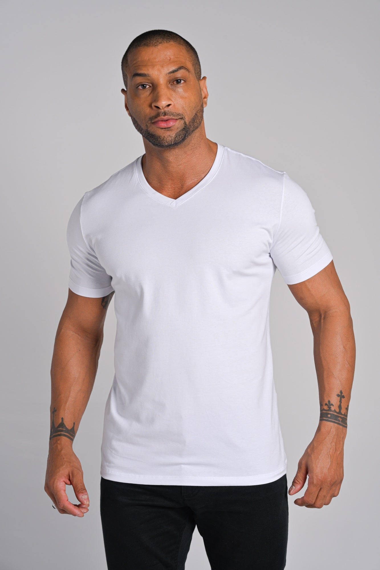 Camiseta Pima Original Gola V Branca - Be_cava